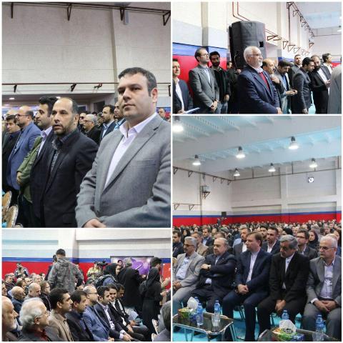 حضور شهردار،رئیس و اعضای شورای اسلامی شهر لاهیجان،مدیران و کارکنان شهرداری در مراسم افتتاح سالن ورزشی تختی با حضور وزیر ورزش و استاندار گیلان و مسئولان شهرستان